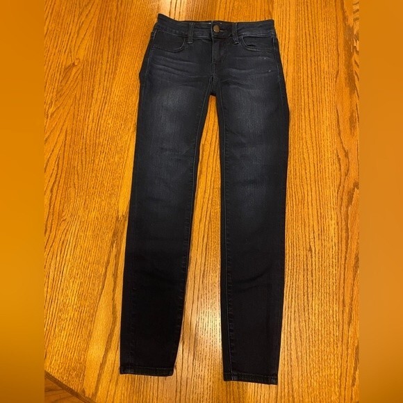American Eagle Dark Wash Denim Super Low Stretch Skinny Jegging Jeans - Picture 3 of 16